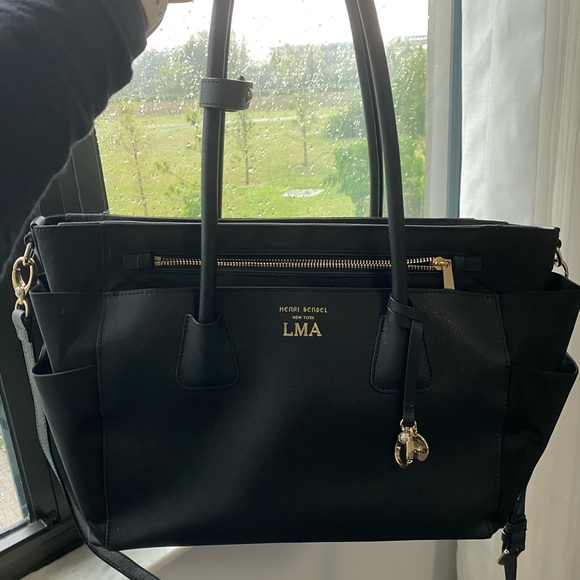 henri bendel Handbags - 💕 Henri Bendel Diaper Bag